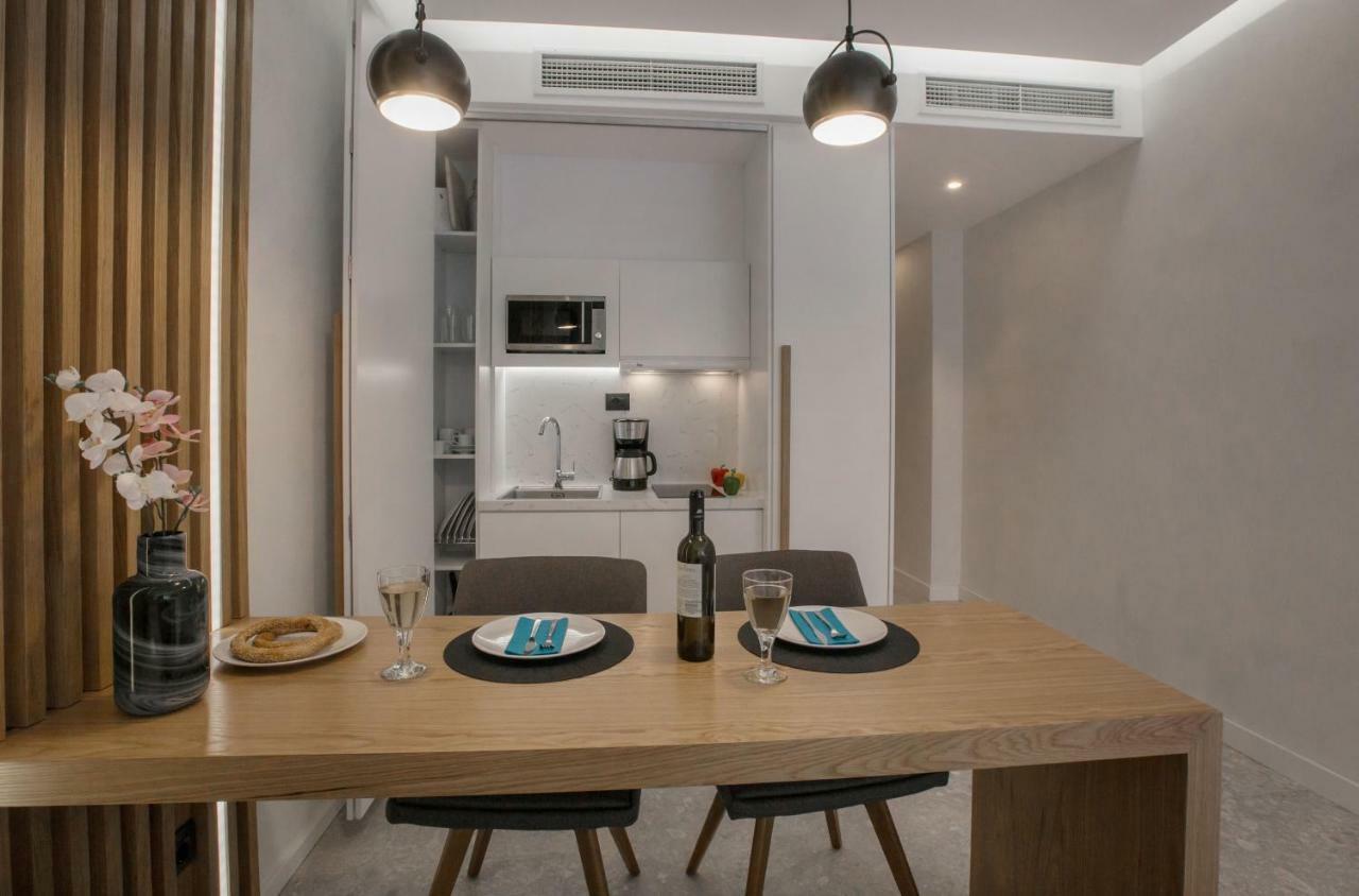 Nikis Suites Syntagma-Plaka By Ghh アテネ エクステリア 写真